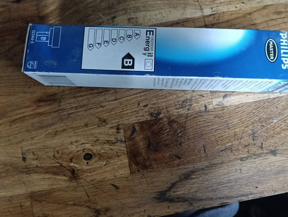 Becuri plafon PL-C 26 w/2P