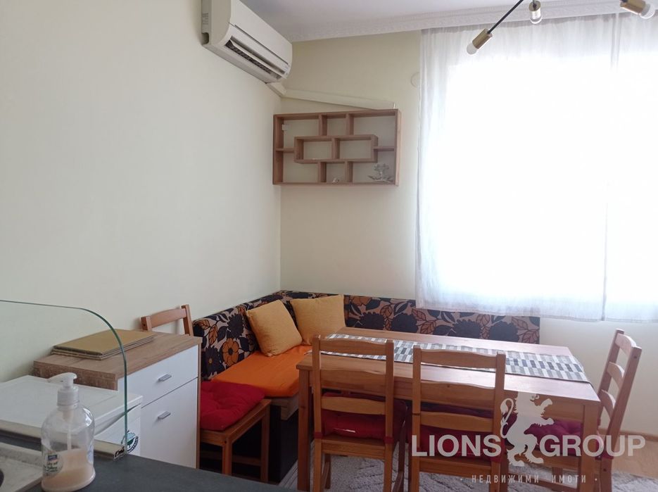 3-стаен апартамент,  Варна-Червен площад - 600Е