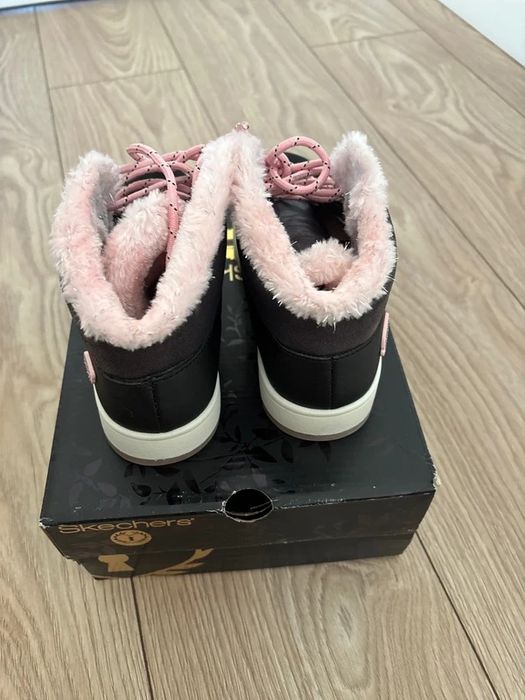 Skechers Trickstar în culoarea bleumarin închis/roz, mărimea 33