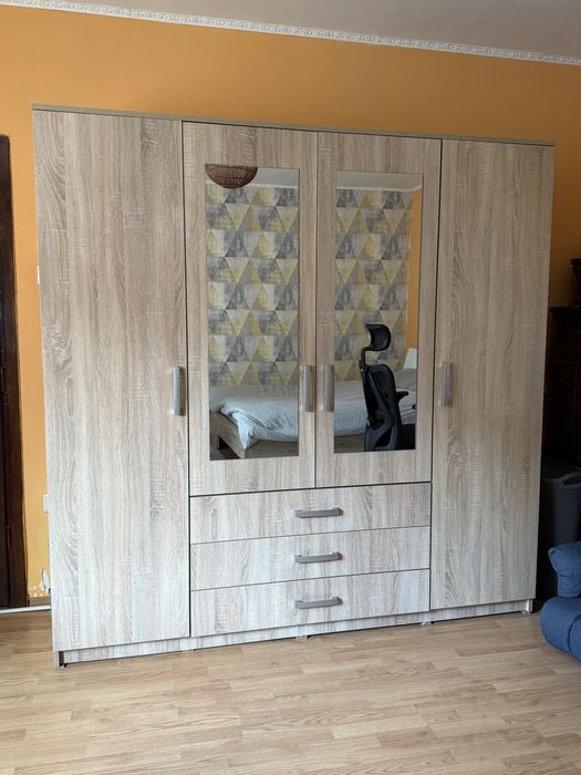 Vand dulap Jysk , stare foarte buna