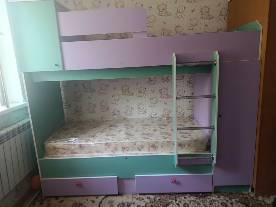 Двухъярусная кровать детская