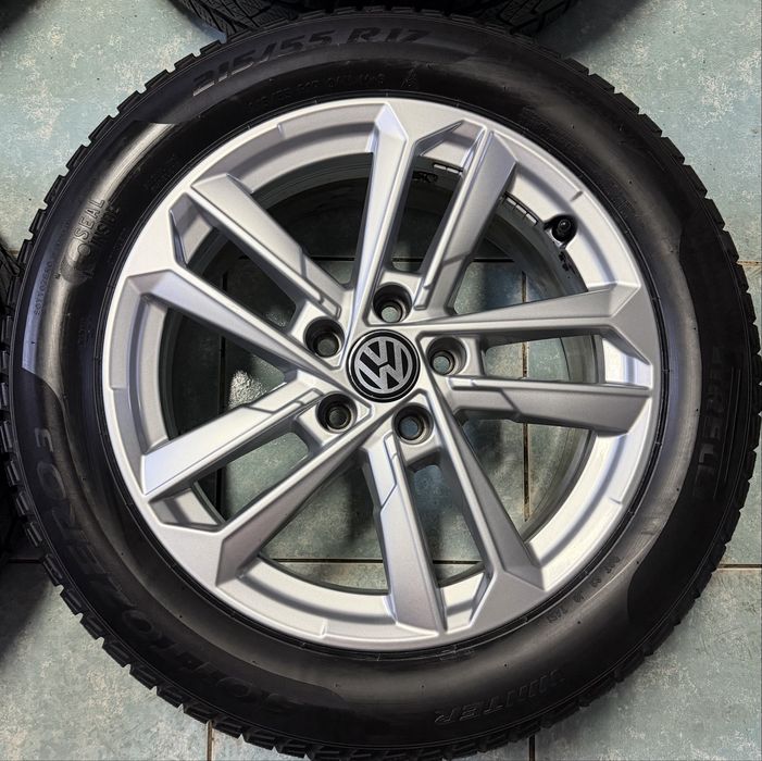 Jante aliaj R17 VW Passat B8 B9 T-Roc 215/55/17 iarna Pirelli 2021