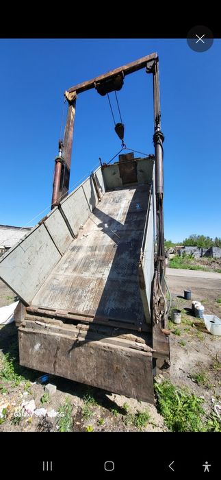 Продам камаз самопогрузчик.
