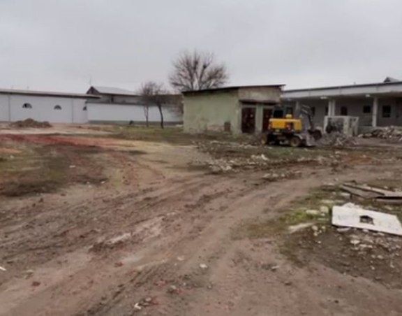 Продаётся 1,6 га производственная база.