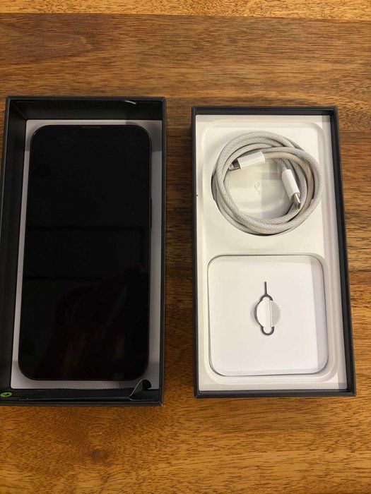 Iphone 13 pro - Перфектен, 100% батерия - оригинална