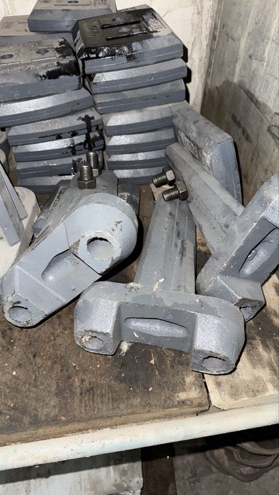 Запчасти завода.