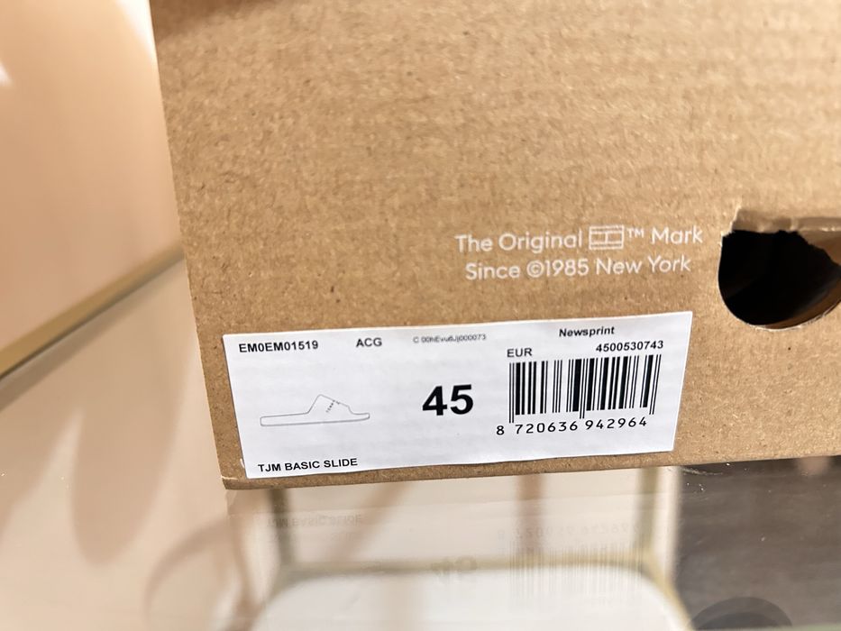 Papuci barbati Tommy Jeans noi cu eticheta