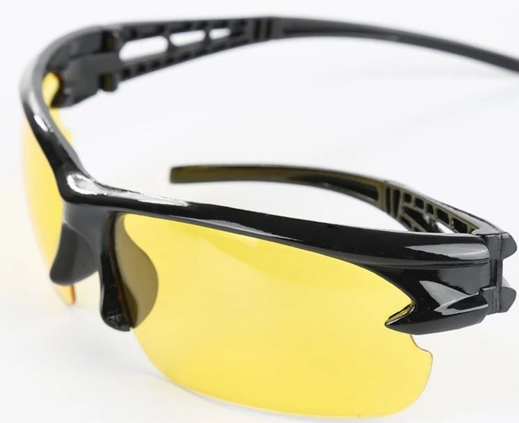 Очки солнцезащитные