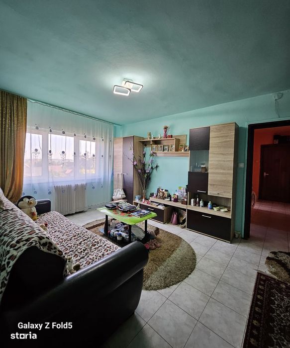 Apartament 2 camere – semidecomandat, Nufărul •