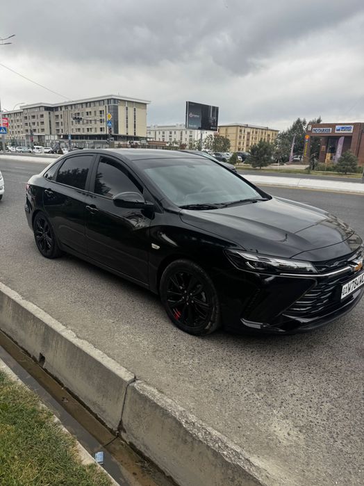 MONZA 1.5 srochna