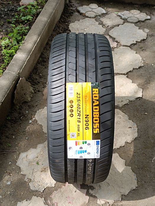 235/40/18 ROADBOSS