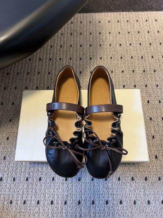 Balerini Marni, tip Premium