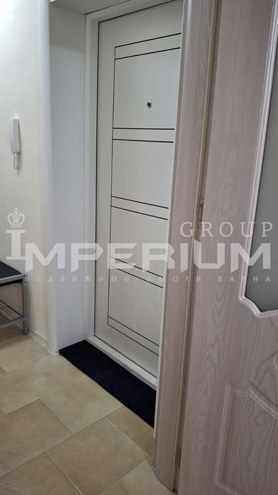 Дава се под наем Тристаен апартамент в Варна, Център - 80 кв.м за 969 € - Снимка #9