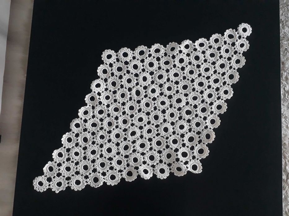 Плетени покривки на една кука