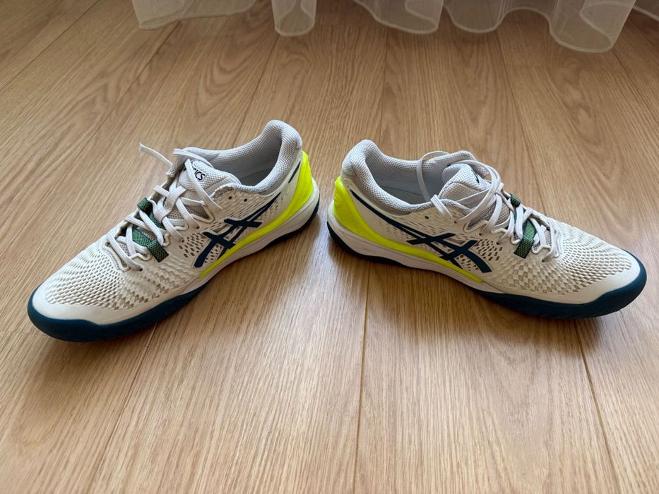 Продавам маратонки ASICS за тенис 42,5 номер, 27см