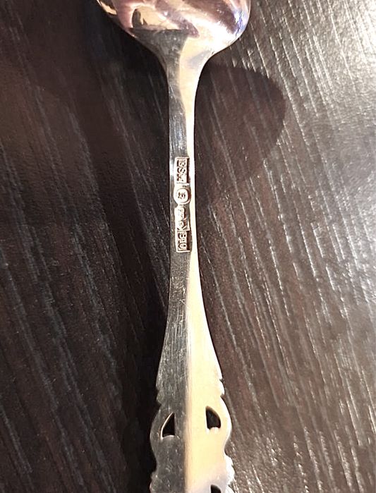 Lingurite din argint masiv aurite