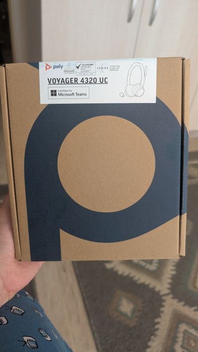 Căști Wireless Poly Voyager 4320 UC – NOI / Sigilate (Certificate MS Teams)