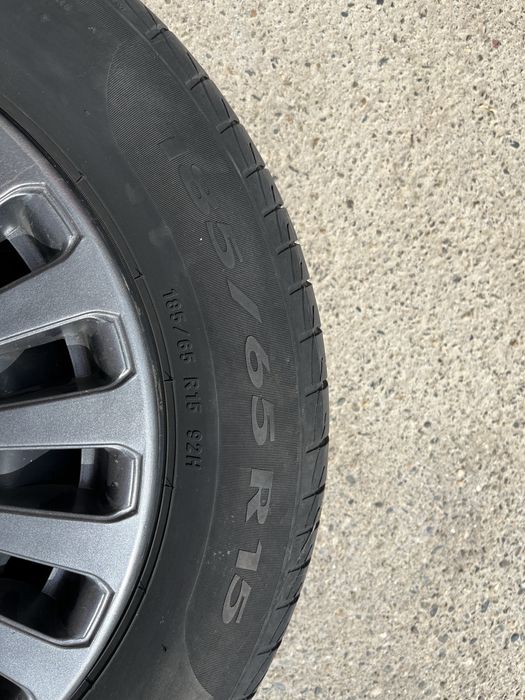 Продам шины Pirelli с дисками