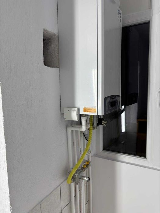 Inchiriez Apartament 3 camere zona Obcini