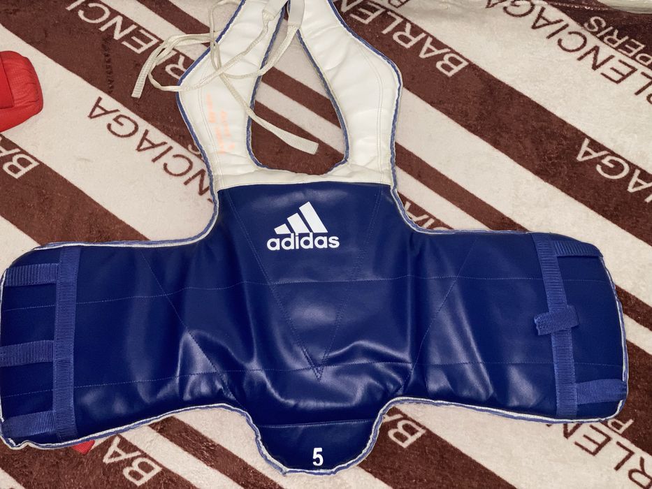 Щитки для Тхэквондо,таеквондо!