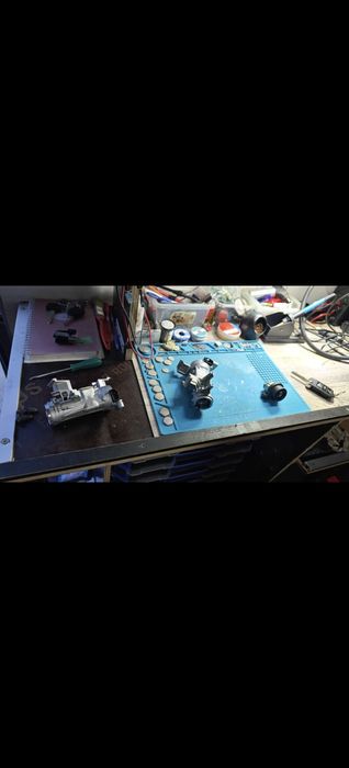 Chei Auto Deblocări auto Contacte auto Reparații chei auto