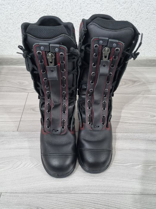 Bocanci pompieri Haix