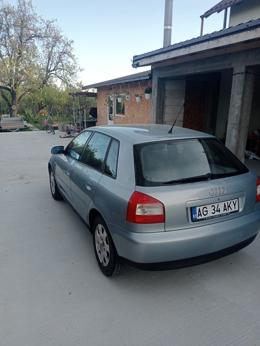 Vând audi a 3 1.6 benzina euro 4