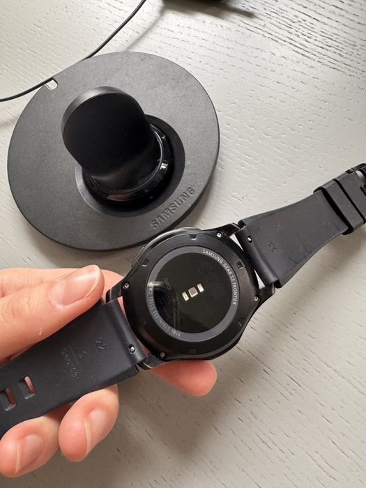 Наручные часы Samsung