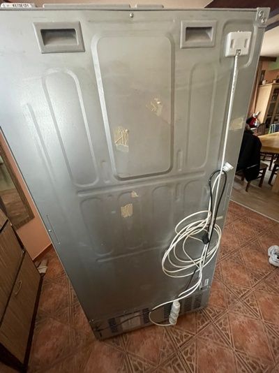Продавам хладилник