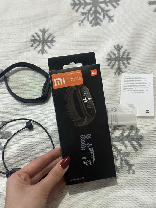 Часы Mi Smart Band 5