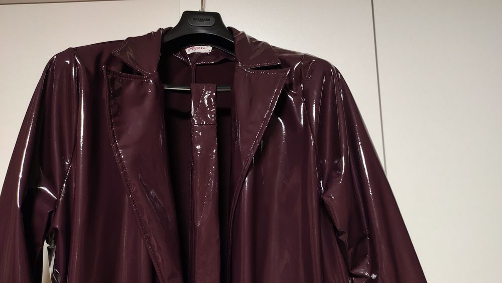 Плащ , весна, осень.