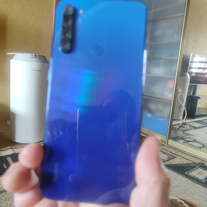 Продам Xiaomi redmi 8t