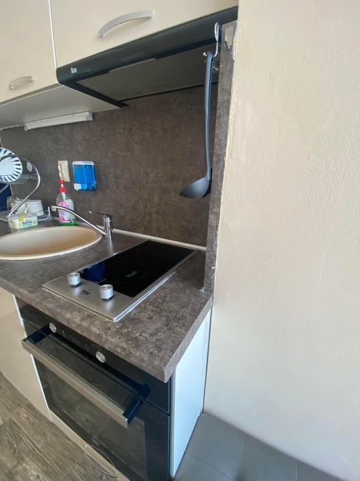 Дава се под наем Тристаен апартамент в Варна, Погреби - 70 кв.м за 750 € - Снимка #5