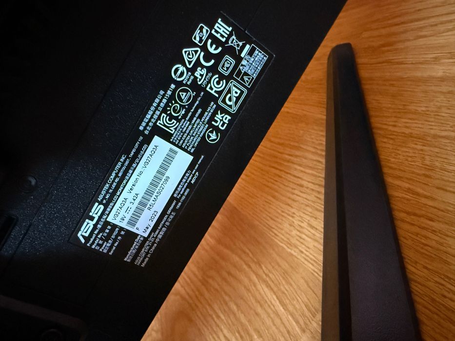 Monitor Gaming și Volan
