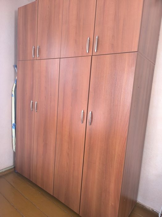 Продам спальный гарнитур