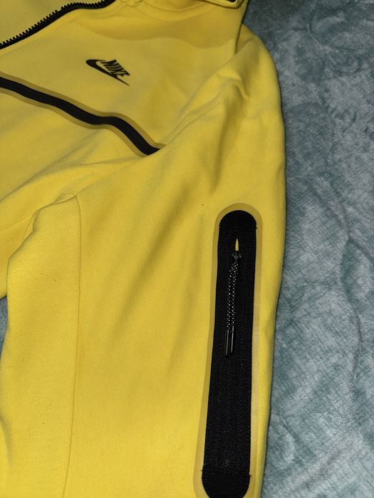 Vand bluza nike tech