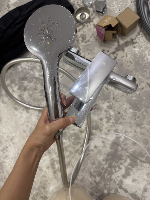 Смеситель с душем для ванны