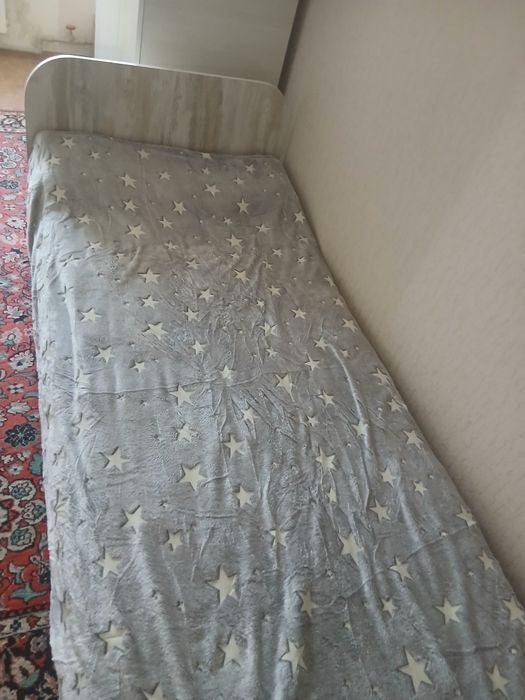 Продам кровать новый