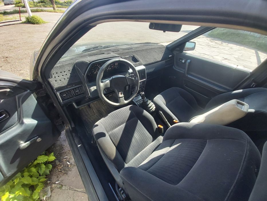 Продам  audi 100 1.8л