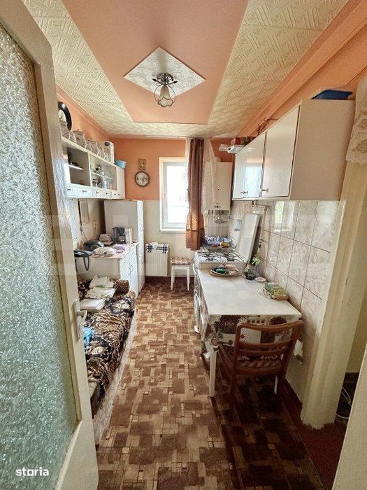 Apartament de 2 camere, priveliste panoramica,luminos si bine comparti