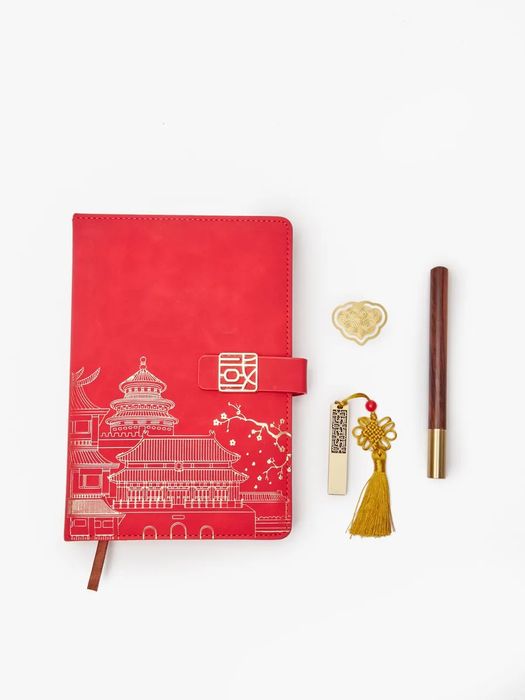 Подарочный набор с ежедневником и флешкой