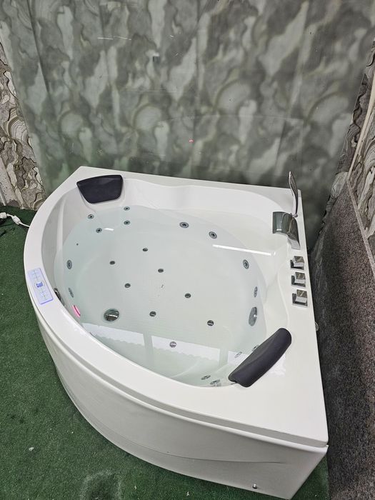 *Spa* Хидромасажна Вана за Двама с Подгрев до 45° 1.40 х 1.40