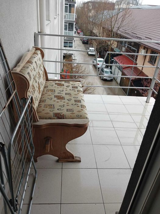 Închiriez garsonieră