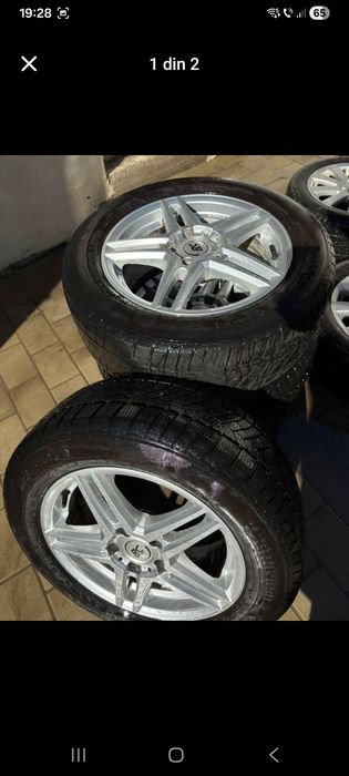 Vând mai multe seturi de cauciucuri cu jante de aluminiu