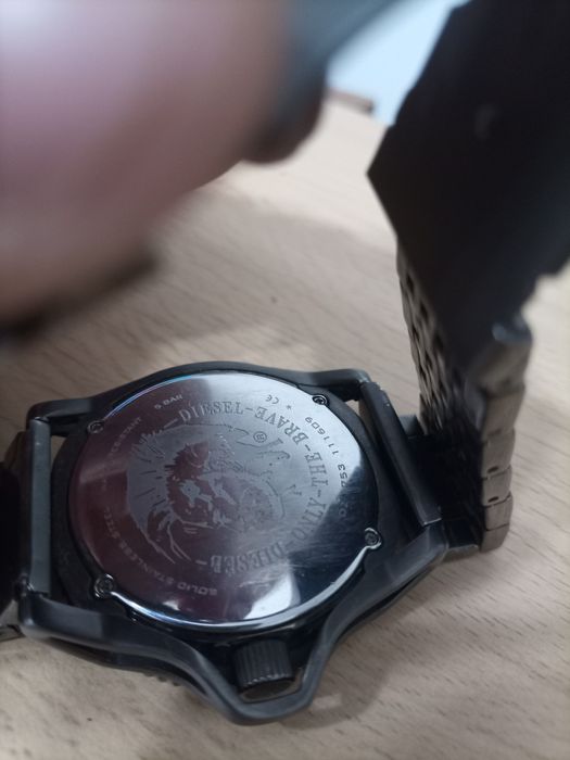 Vând ceas Diesel the Brave.