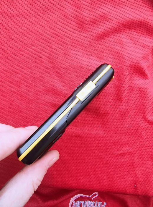 Sony Ericsson c702 Cybershot ( unlocked)