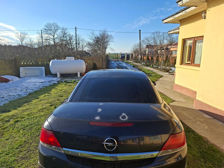 Opel Astra H 1.9 CABRIO