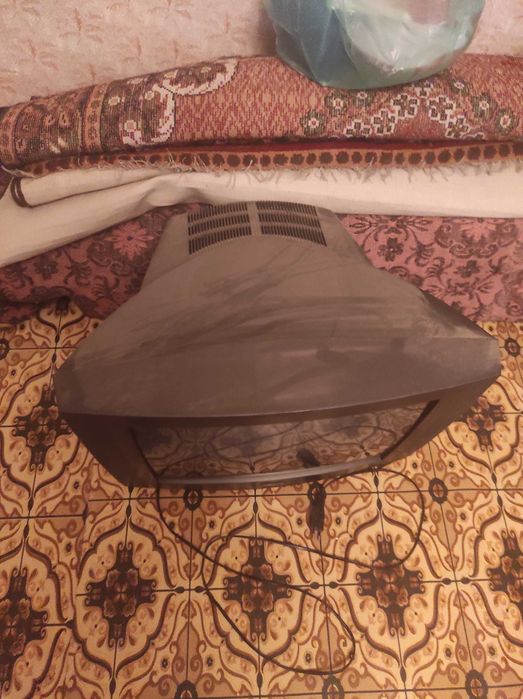 Стари телевизори