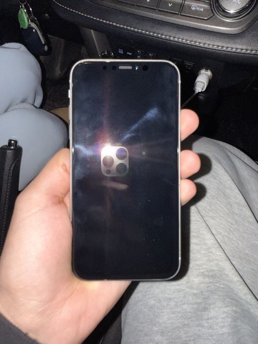 Срочно продам Iphone xr