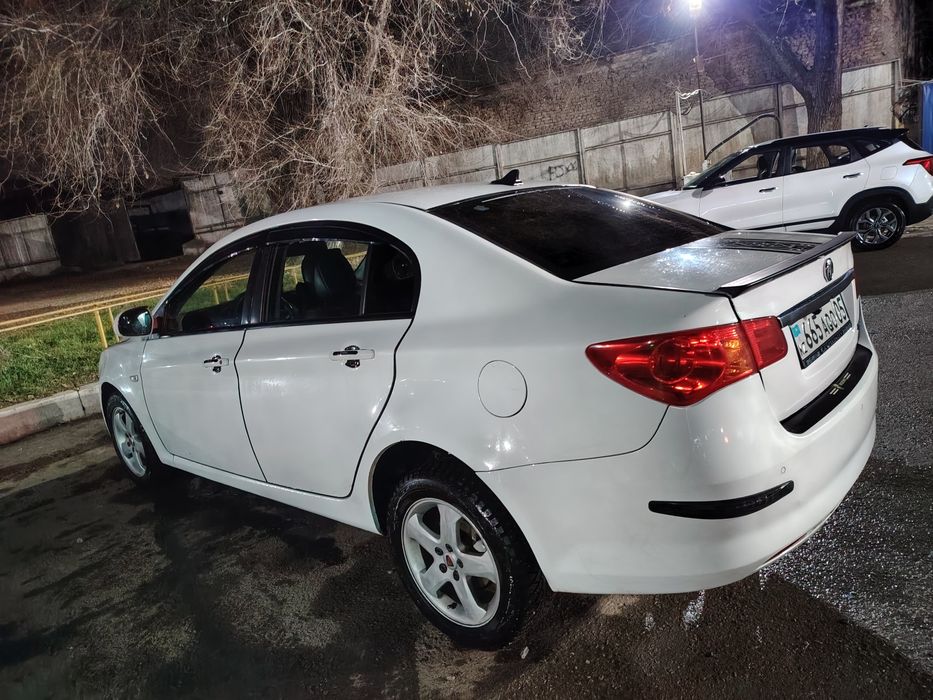 Продам автомобиль Mg 350